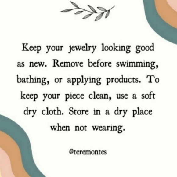 NEW! Stud Earrings set - Picture 6 of 6